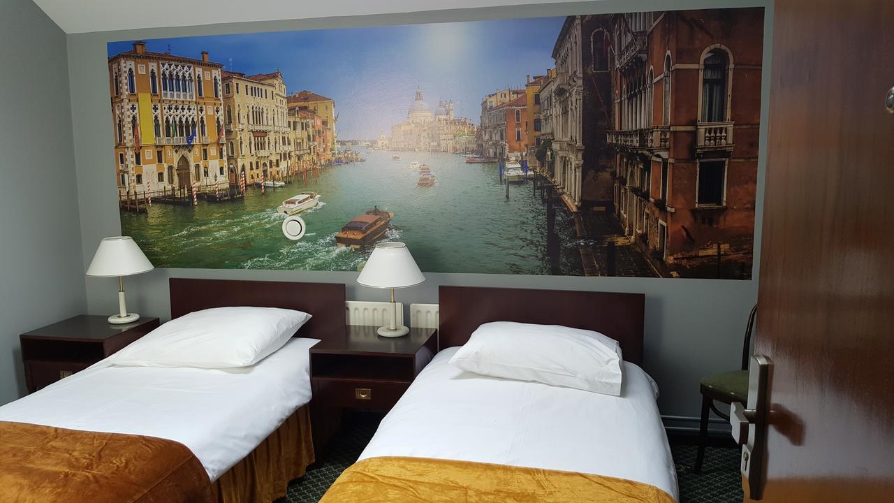 Hotel Restauracja Pustelnik Wisla Mala Bagian luar foto